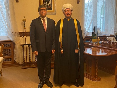 Муфтий шейх Равиль Гайнутдин встретился с послом Туниса в РФ Тареком бин Саламом