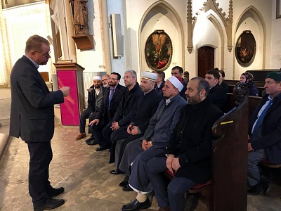 «Приглашение Имама мечети Аль-Нур из Крайстчерча на семинар ЕМФ это жест солидарности с мусульманами Новой Зеландии» - Дамир Мухетдинов