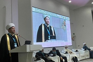  البروفسور محي الدينوف يشارك بأعمال مؤتمر دولي حول التعليم الديني في ألماتي